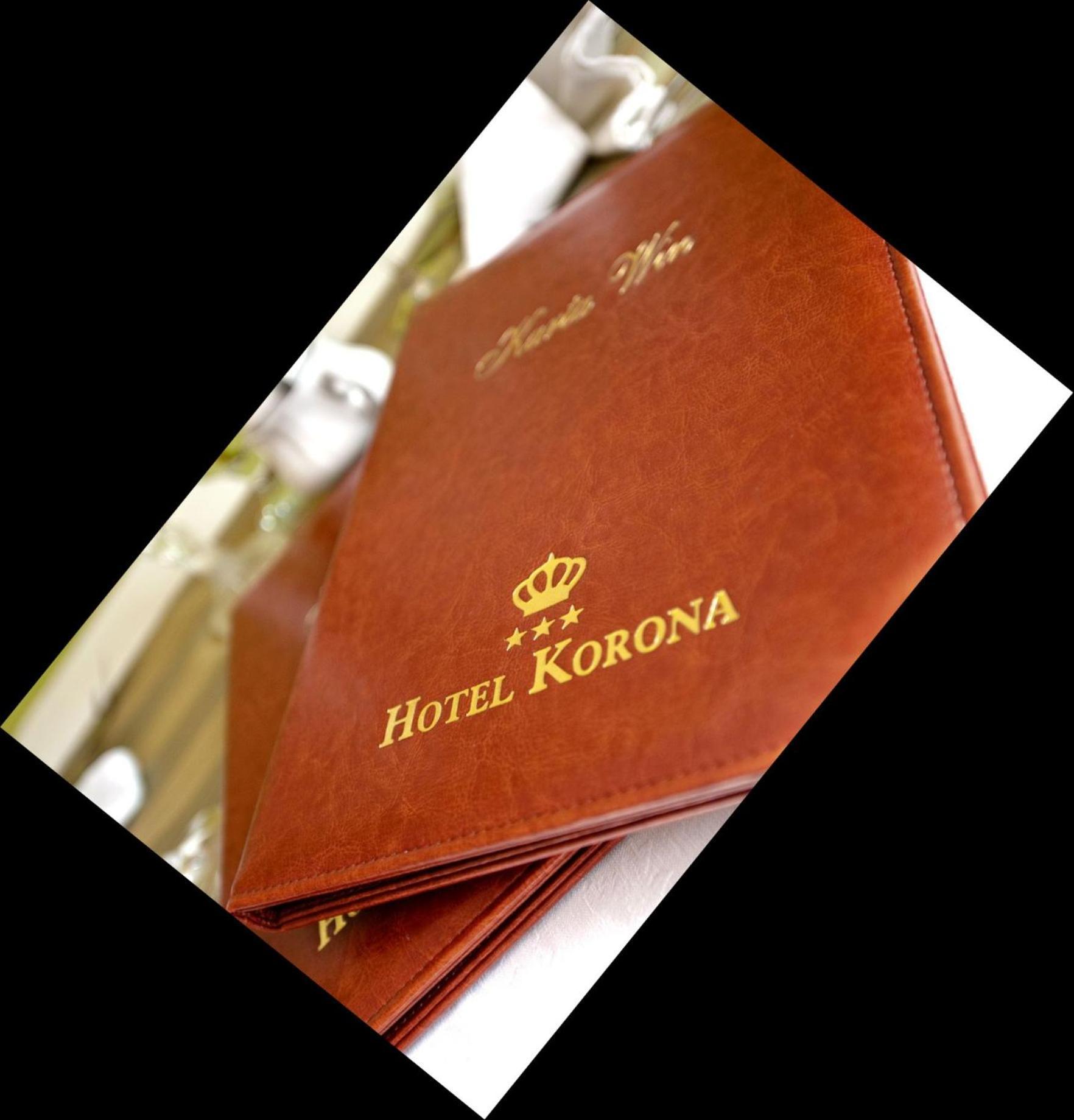 Hotel Korona Сандомир Екстериор снимка