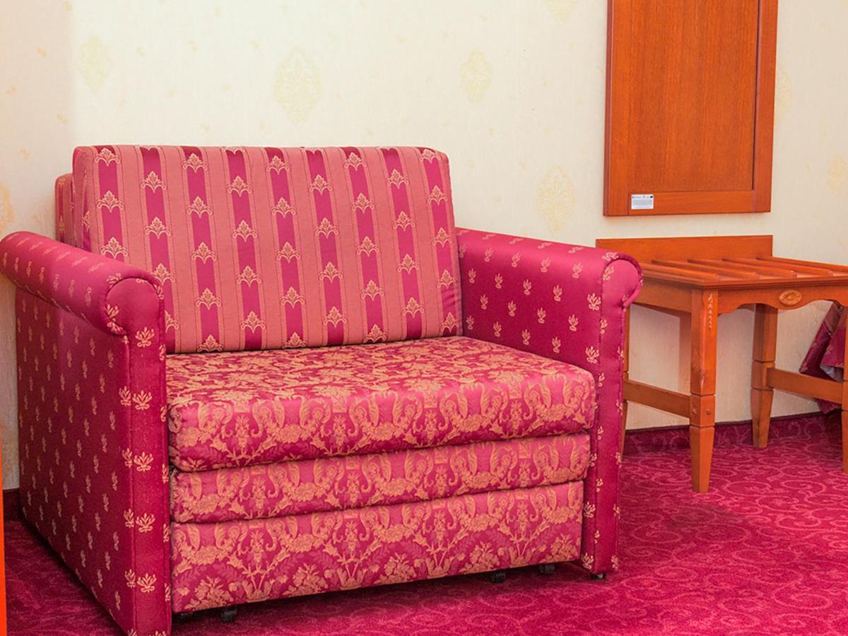 Hotel Korona Сандомир Екстериор снимка