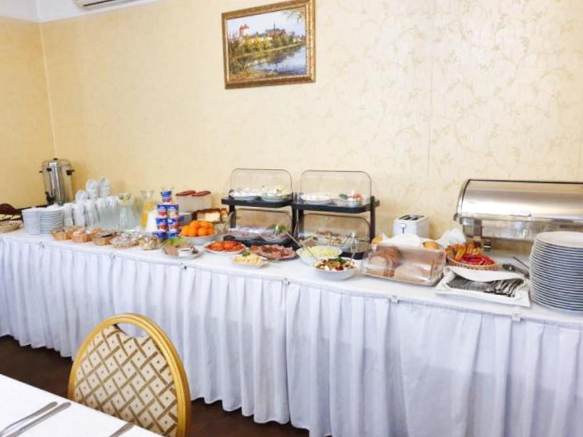 Hotel Korona Сандомир Екстериор снимка